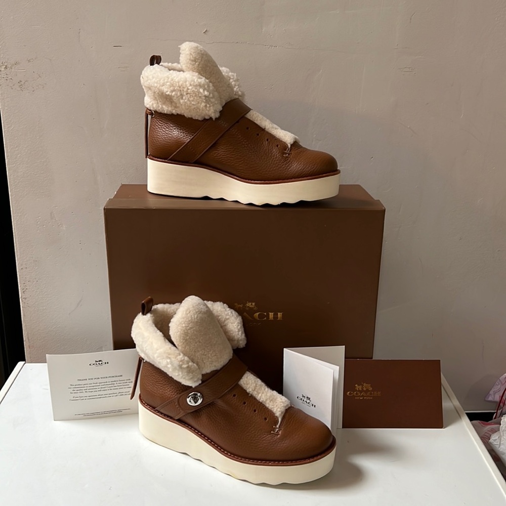 Coach boots